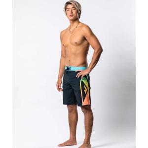 水着 SURFSILK HOLMES 20/クイックシルバーロゴプリントストレッチサーフトランクス・ボードショーツ・バギーショーツ(水着) メンズ