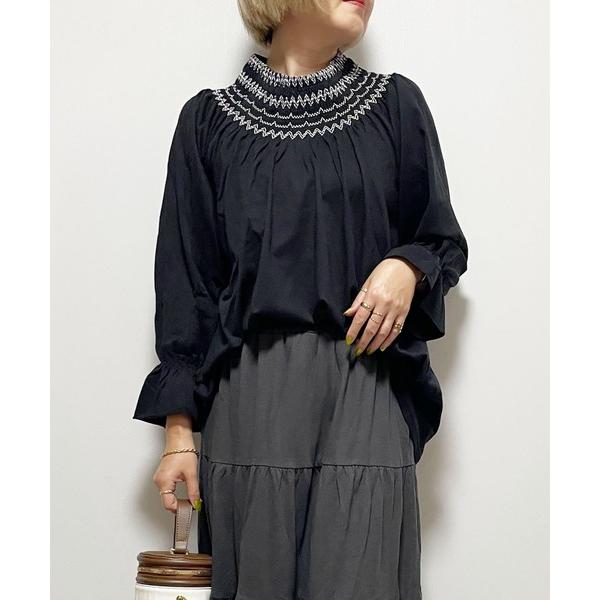 tシャツ マルチスモッキングフレア袖プルオーバー レディース