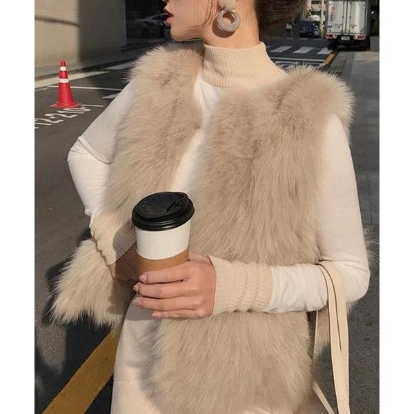 ベスト ジレ 「表面ふわふわ、肌さわりスリーク」コーデ華やぐフェイクファーシャギーニットベスト レデ...