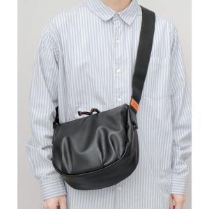 Medelu レザー ショルダーバッグ 三日月型 ブラック y2k テック STYLEBLOCK（スタイルブロック） ショルダーバッグ バッグ レザー調