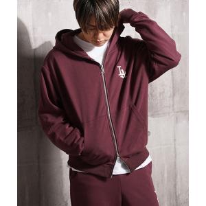 パーカー 「STAYGOLD」 LA ロゴ刺繍 ショート丈 ダブルジップパーカー 「セットアップ可能」/ LA Logo Embroidered Sh