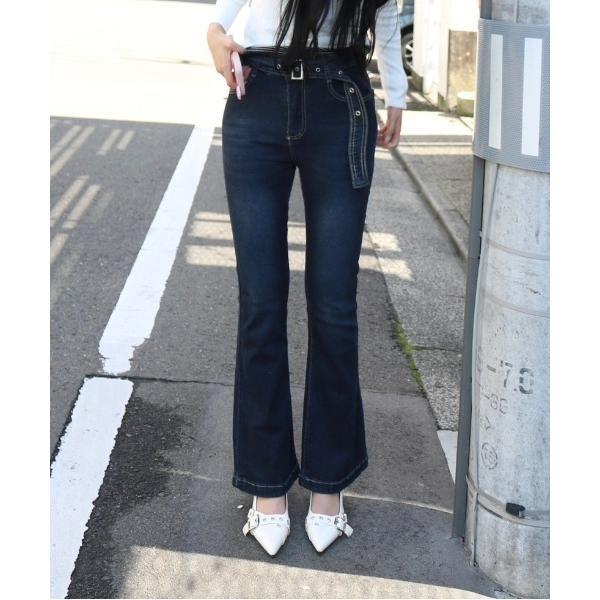 ジーンズ デニム デニムパンツ ベルト付きスタイルアップフレアデニム レディース