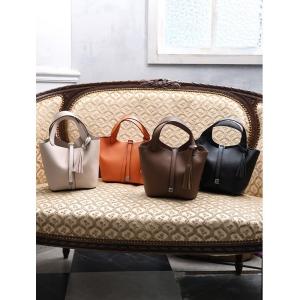 ハンドバッグ タッセル付きハンディトート