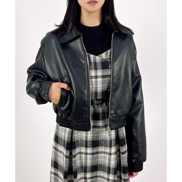 ブルゾン アウター 「ハリ感のある素材でモードな印象をプラス」ショート丈襟付き合皮ブルゾン レディー...