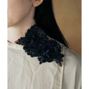 ブローチ 黒いお花の大きなコサージュ レディース