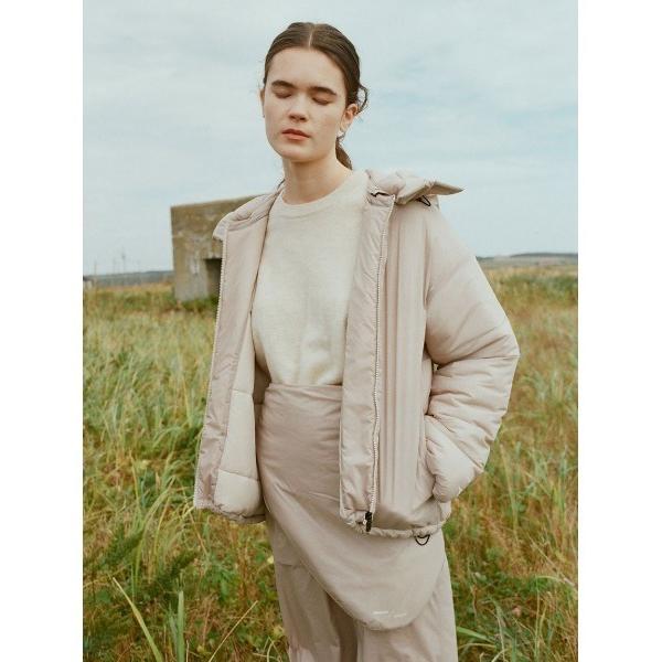 「emmi｜MIZUNO」テックフィルブレスサーモコート