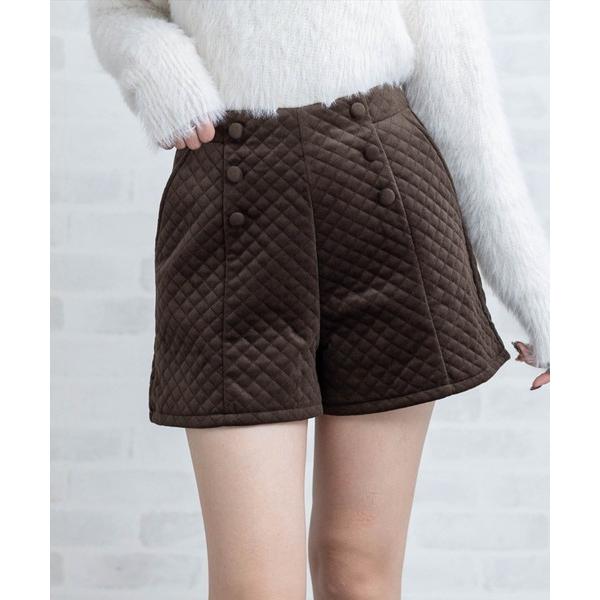 パンツ クルミボタンキルティングショートパンツ「大人 カジュアル フェミニン 着回し力抜群」「再入荷...