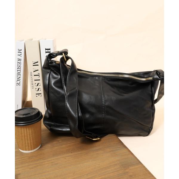 ショルダーバッグ 柔らかフェイクレザー　ショルダーバッグ メンズ レディース