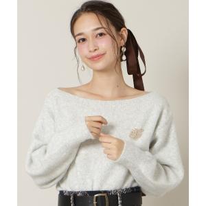 ニット セーター ブローチ付きオフショルニット レディース