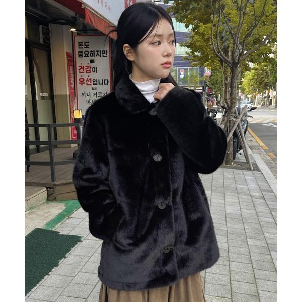 コート アウター 「インナーキルティングペディン」ビッグボタンアクセンアクセントふわふわセミハーフコ...