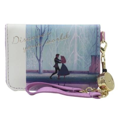 眠れる森の美女 オーロラ姫 グッズ 定期入れ ディズニープリンセス キャラクター オープン パスケース フィルムアートシリーズ キャラクターのシネマコレクション 通販 Paypayモール