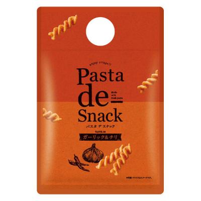 パスタスナック スナック菓子 パスタデスナック ガーリック＆チリ 30g 1個