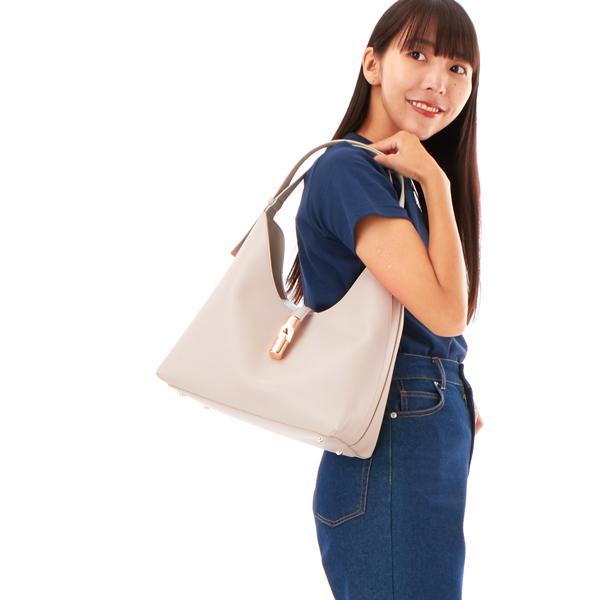 FURLA GOCCIA M ホーボーバッグ : マルイ(丸井)Yahoo!店 - 通販