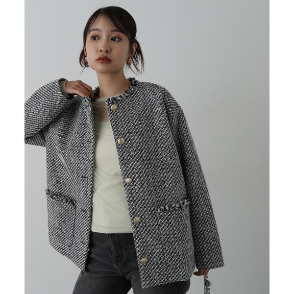 【25SS 極美品】NATURAL BEAUTY BASIC 金ボタンジャケット 25SS 極美品】NATURAL BEAUTY BASIC 金ボタンジャケット 25SS 極