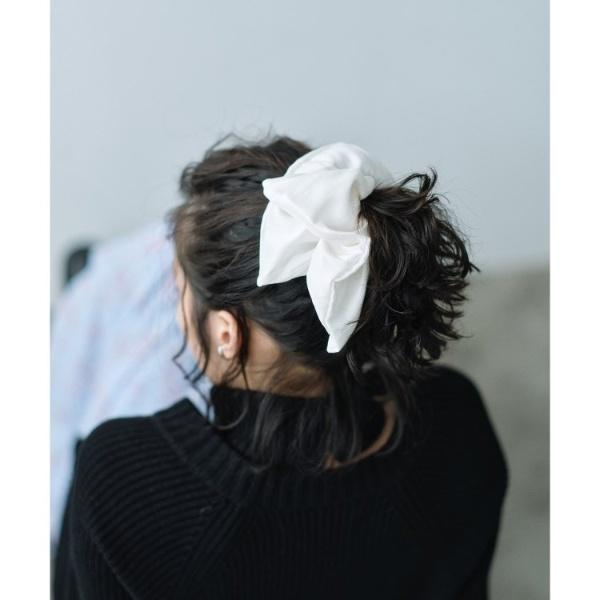 heyep｜Silk Square Medium Scrunchie : マルイ(丸井)Yahoo!店 - 通販