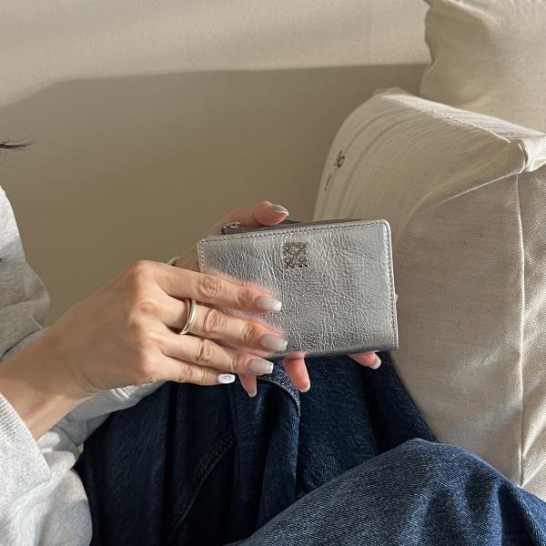 russet（ラシット） ミニモノグラムプレートハーフウォレット(SO-421