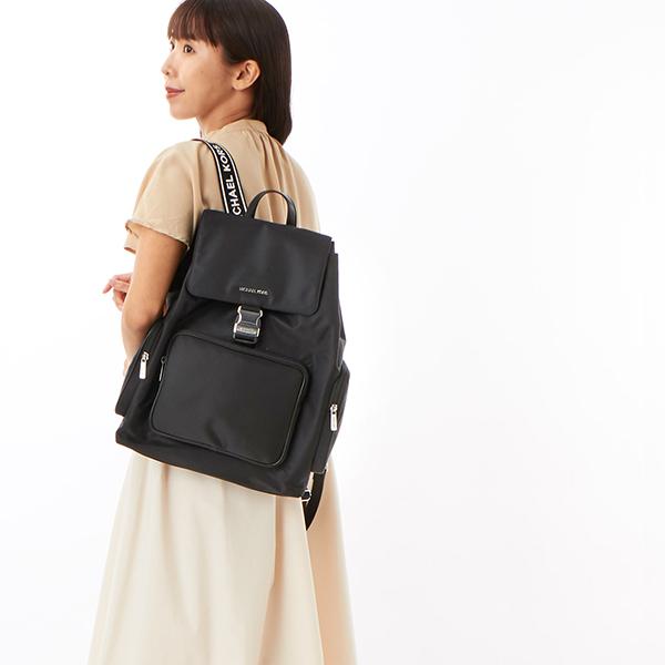 MICHAEL KORS（マイケルコース） KHAI ナイロン カーゴ バックパック