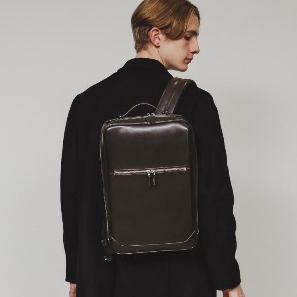 tk.TAKEO KIKUCHI Refined Leatherバックパック tk.TAKEO KIKUCHI（ティーケータケオキクチ） Refined Leather バック