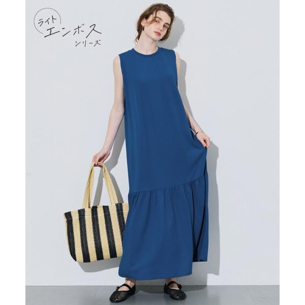 【通気性抜群・シワになりにくい・乾燥機OK】ライトエンボスノースリーブティアードワンピース 全2色