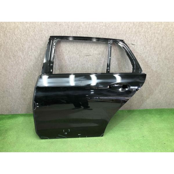ベンツ 純正 Eクラス W213 左 リアドア A2137320310 : 拓海商事ヤフー