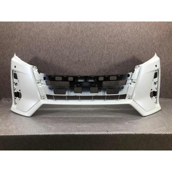 ■11602■TOYOTA ノア ZWR80G ZRR80G ZRR85G 後期 フロントバンパー 52119-28L00 52119-28L40 トヨタ repart_b85-21