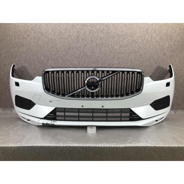 ボルボ XC60 UB系/UD系 純正 フロントバンパー 31425160 グリル・左右