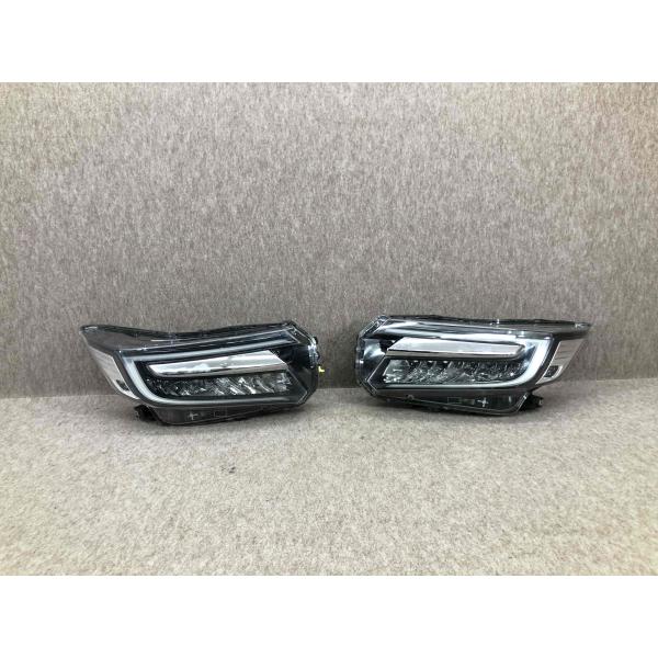 車 ステップワゴン スパーダ RP3 4 後期 左 ヘッドライト100-62282