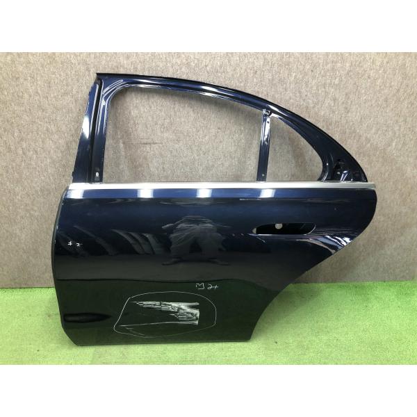 ☆MB☆ ベンツ リアドア左 C クラス DBA-204241 型式:DBA-204241｜Cクラスステーションワゴン(メルセデス・ベンツ)の