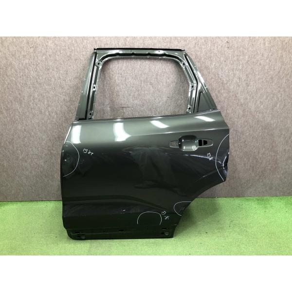 VOLVO/ボルボ XC60 UB 純正 左リアドア : 拓海商事ヤフー店 - 通販