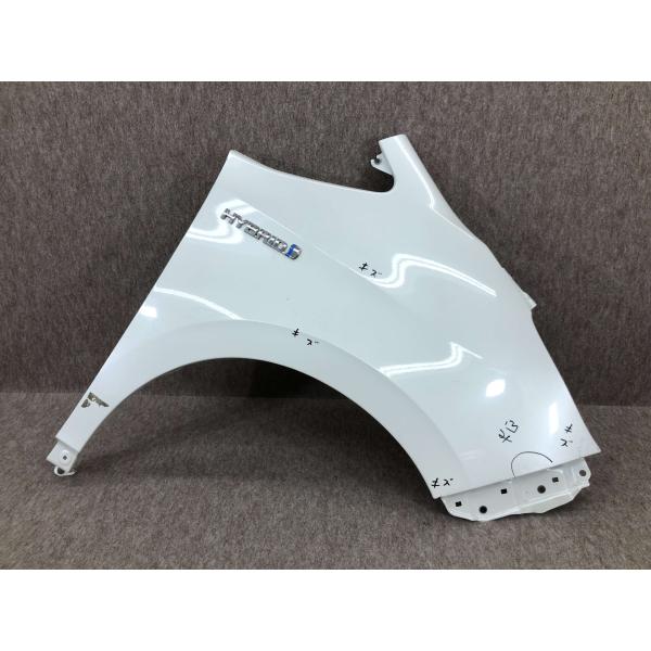 中古 ZRR80/ZRR85/ZWR80 ノア/エスクァイア 純正 右フェンダ トヨタ ノア エスクァイア ZRR80 純正 右 フェンダー : 拓海商事ヤフー