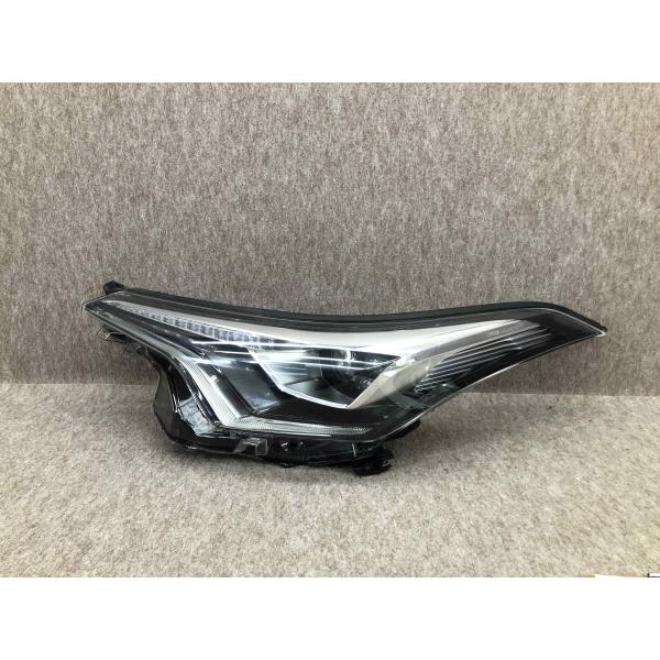 トヨタ C-HR LED ヘッドライト 右 KOITO 10-111 レンズ良好 レンズ美品 磨き済み C-HR C HR CHR 中期 左 LED ヘッドライト KOITO