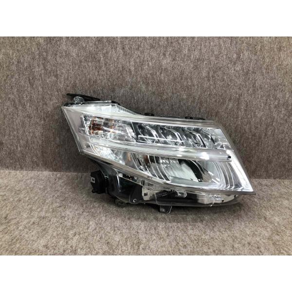 磨き済み M900A M910A ルーミー 右 ヘッドライト STANLEY W3918 : 拓海