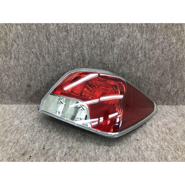 美品 磨き済み スバル インプレッサ GJ7 純正 右テールランプ MOBIS