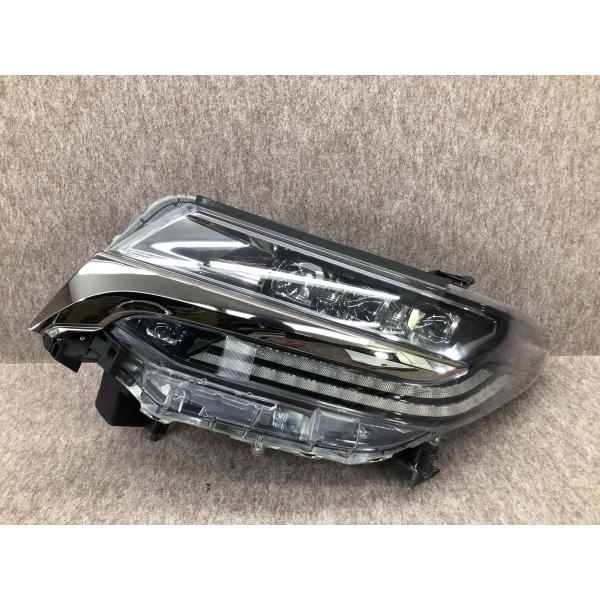 30アルファード ヘッドライト左　後期　3眼　刻印ハ　コイト　58-91 09428_1sb23110810