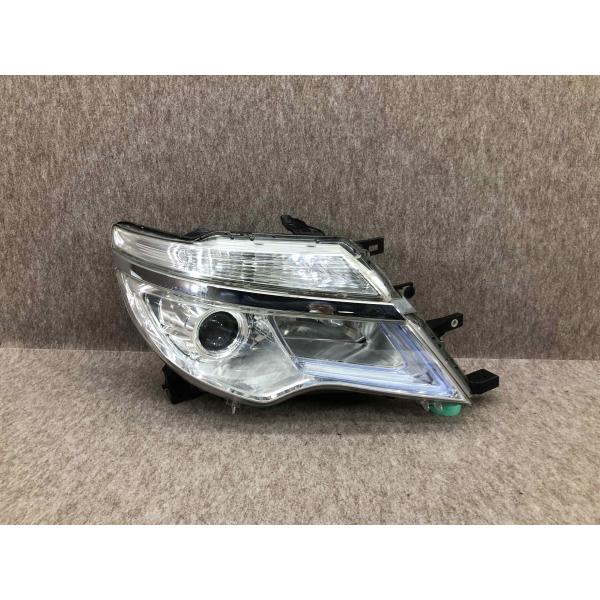 磨き済み 日産 セレナ ハイウェイスター C26 後期 純正 右 ヘッド