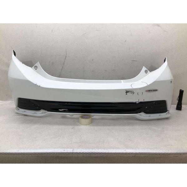 (72)NHP10 アクア社外リアバンパーフェイス※前期/中期 993937 TOYOTA アクア NHP10 リアバンパー 後期 参考品番：52159