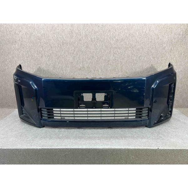 ヴォクシー　ZRR80W フロントバンパー 52119-28L60 (86) トヨタ ヴォクシー X/V 80系 ZRR80G/ZWR80G 後期 純正