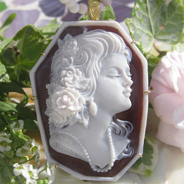 薔薇と女性 メノウ カメオ 薔薇とお花のシェルカメオ・カタログ カメオ