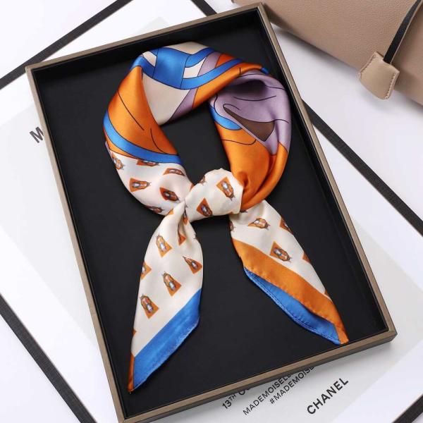 レディース プリントシルクスカーフ 大判70x70cm ポリエステル 装飾用