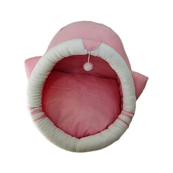 ドーム型の構造で保温性に優れた、猫や小型犬用の室内ペットベッドです。起毛スエード生地とPP綿詰めでふわふわな触り心地です。ドーム型とマットの2WAYで使用できます。サイズは約40x48x48cm(L)です。サイズは手作業のため誤差が生じる場...
