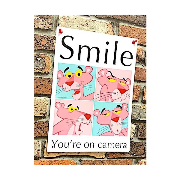 ピンクパンサー グッズ アメリカン雑貨 プラスチックサインボード Pink Panther Smile ポスター 看板 壁掛け 店舗 ガレージ ディスプレイ Se0590 アメリカン雑貨 インテリア 1985 通販 Yahoo ショッピング