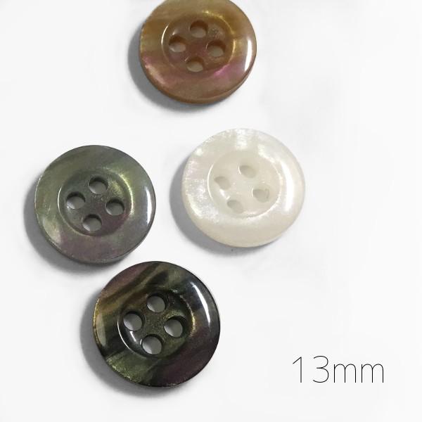 [Release date: July 2, 2012]まるで本物の貝のような、色合いがきれいなボタンです。天然素材のように、ひとつひとつの表情が違います。縁ありタイプです。※こちらの商品は生産中止のため、在庫が無くなり次第、販売終了とさせ...