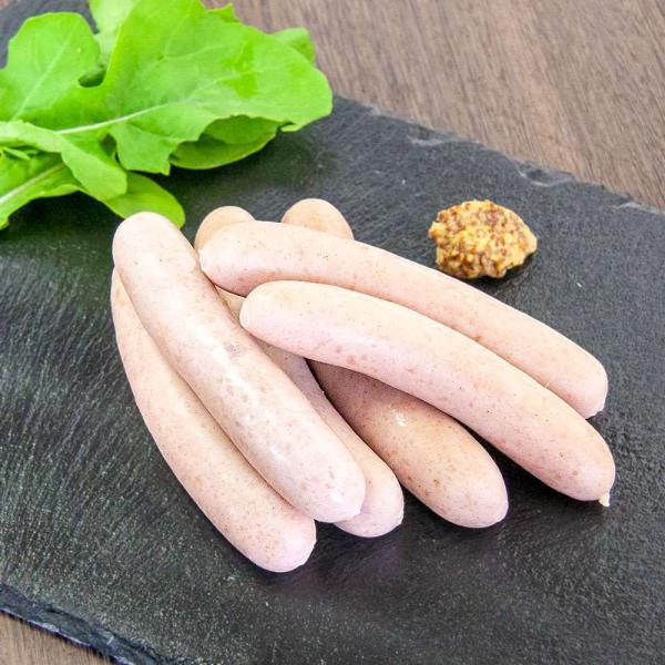 茨城県産豚肉使用。ホワイトソーセージはその名のとおり見た目が「白い」ソーセージです。スモークをかけずに蒸気で蒸して仕上げている優しい味わい、柔らかなソーセージ。ウィンナーの作り方はスモークの色や薫りをつけるのに炭火で乾燥、桜の薪で燻すので羊...