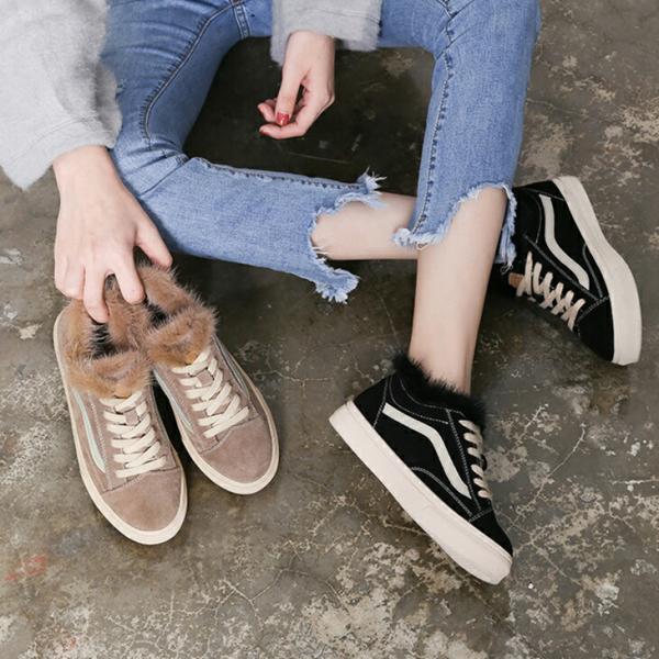 本革バックスキンファー付きデッキシューズ ノーブランドスニーカー お洒落デッキシューズ おしゃれスニーカー 韓国コーデ、韓国ファッション 韓国シューズ