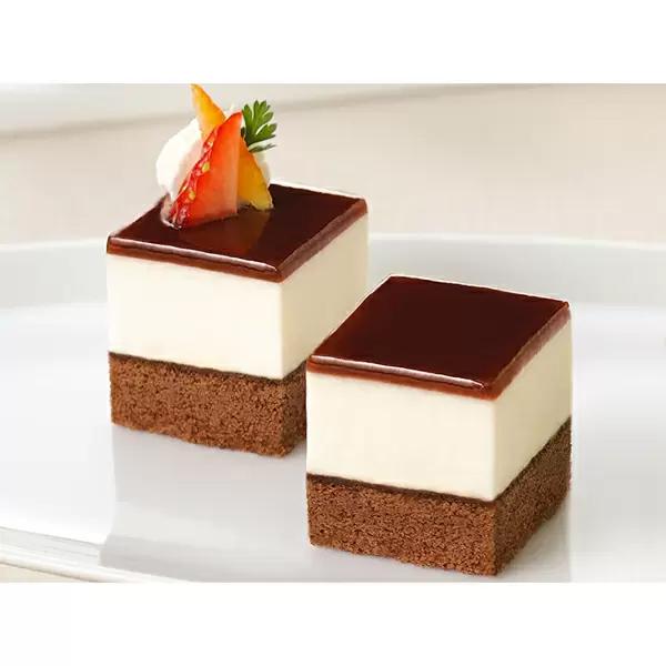 【地域限定送料無料】(※北海道・沖縄・一部離島等除く) 業務用食品★カット済みで手間いらず！フレックカット済みケーキ★北海道産マスカルポーネチーズを使用した、口溶けなめらかなムースと、エスプレッソ抽出のコーヒーシロップをしみこませたスポンジ...