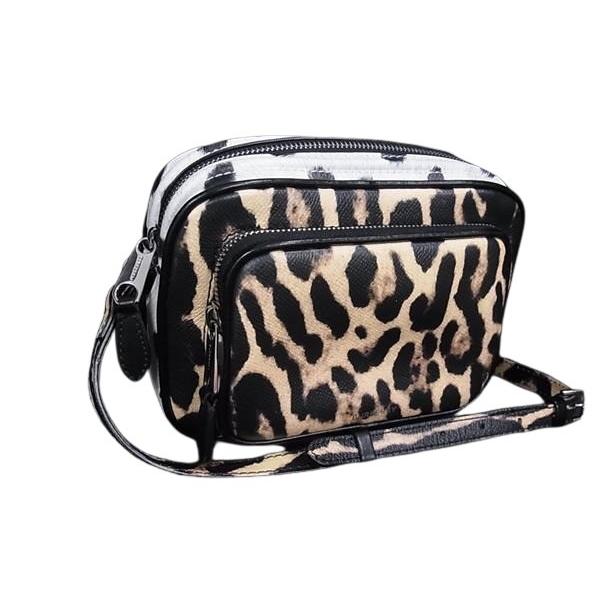 BURBERRY バーバリー ショルダーバッグ カメラバッグ ブラウン系 ホワイト系 レザー レディース レオパード【本物保証】 BURBERRY（バーバリー） ショルダーバッグ カメラバッグ レザー