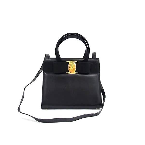 Ferragamo　ハンドバッグ　ヴァラリボン　レザー　ゴールド金具　ブラック FERRAGAMO サルバトーレフェラガモ ハンドバッグ ヴァラリボン
