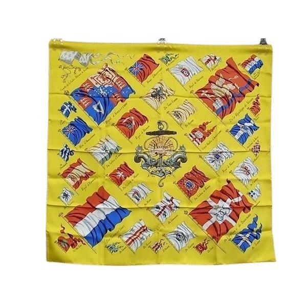 【美品】HERMÈS カレ90 船旗 パヴォワ シルク100%スカーフ HERMES（エルメス） スカーフ カレ90 シルク100% - Pavois 船旗 マルチ
