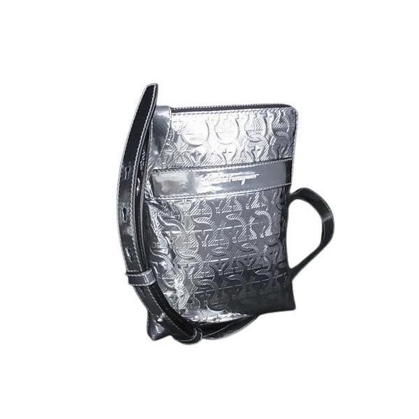 FERRAGAMO（フェラガモ） ショルダーバッグ ガンチーニ PVC×レザー GG