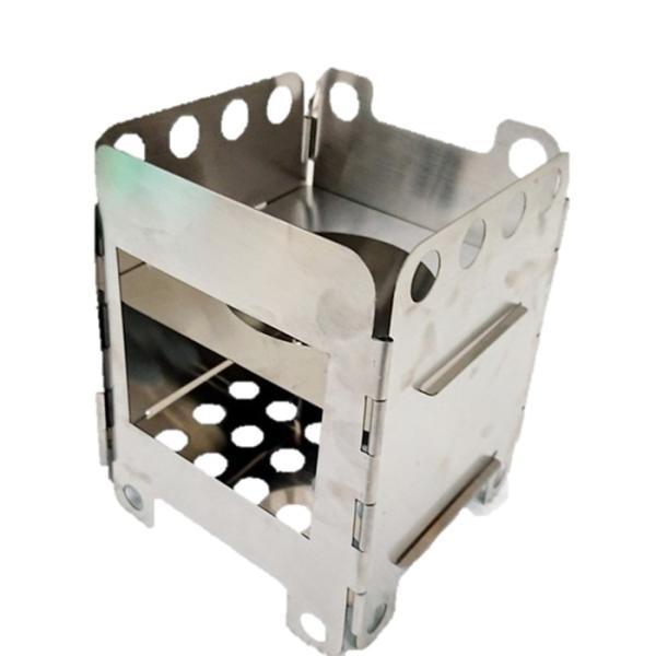 ノーブランド（ジェネリック）素材：ステンレス生産国：中国重さ：約325gサイズ：約13×13×16cm収納サイズ：約19.5×16×1cmネイチャーストーブキャンプ場や森に落ちている小枝や落ち葉、松ぼっくりなど自然のものをエネルギーに変えて...